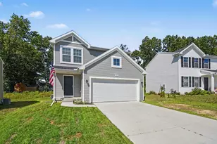 809 Hollyhock Dr, Greenville, MI 48838 - Photo 3