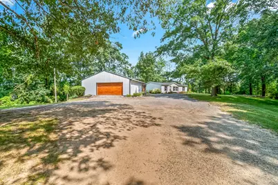 271 E Autumn Ln, Coldwater, MI 49036 - Photo 3