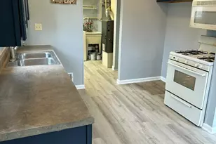 7060 Victory Ave, Warren, MI 48091 - Photo 3