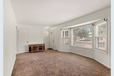 1924 Plymouth Terrace SE, Grand Rapids, MI 49506 - Photo 5