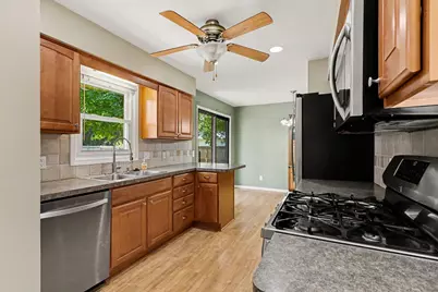 1924 Plymouth Terrace SE, Grand Rapids, MI 49506 - Photo 11