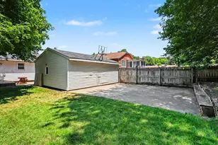 1924 Plymouth Terrace SE, Grand Rapids, MI 49506 - Photo 29
