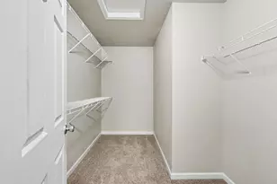 1040 Broken Ridge Dr, Lansing, MI 48917 - Photo 15