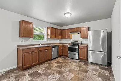 1040 Broken Ridge Drive, Lansing, MI 48917 - Photo 5
