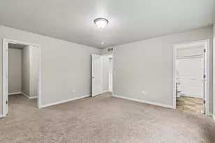 1040 Broken Ridge Dr, Lansing, MI 48917 - Photo 13