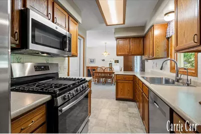 8670 Wolven Avenue NE, Rockford, MI 49341 - Photo 17