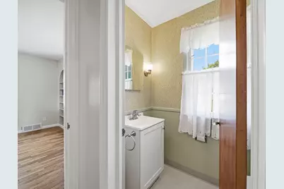 716 Woodfield Drive, Jackson, MI 49203 - Photo 19