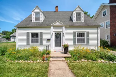 716 Woodfield Drive, Jackson, MI 49203 - Photo 1