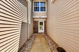 1790 Grand Ct NE, Grand Rapids, MI 49525 - Photo 5