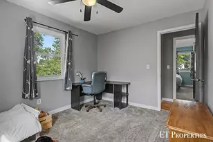 2440 Saratoga Dr NE, Grand Rapids, MI 49525 - Photo 15