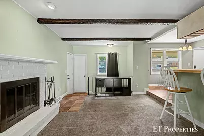 2440 Saratoga Drive NE, Grand Rapids, MI 49525 - Photo 11