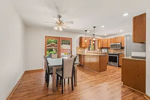 15843 Brucker St, Grand Haven, MI 49417 - Photo 9