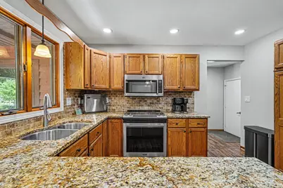 15843 Brucker Street, Grand Haven, MI 49417 - Photo 11