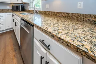 5891 Racine Dr, Stevensville, MI 49127 - Photo 15