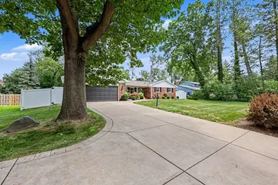 4815 Firethorne Drive, Jackson, MI 49201 - Photo 3