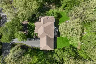 7023 Dunloe Ct, Belmont, MI 49306 - Photo 3