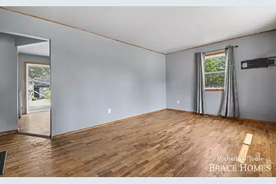 5409 Madison Avenue SE, Grand Rapids, MI 49548 - Photo 3