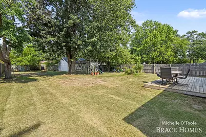 5409 Madison Avenue SE, Grand Rapids, MI 49548 - Photo 15