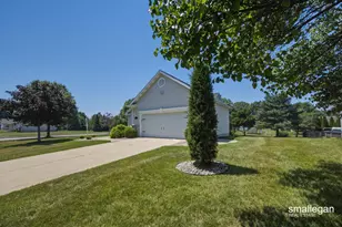 1017 Sunset Hills Ct NW, Grand Rapids, MI 49534 - Photo 37