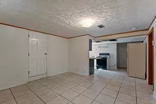 8696 Maplewood Dr, Berrien Springs, MI 49103 - Photo 7