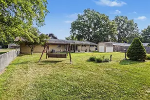 2436 Fountain Ln, Stevensville, MI 49127 - Photo 25