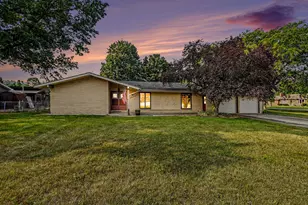 2436 Fountain Ln, Stevensville, MI 49127 - Photo 1