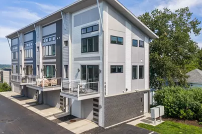 635 Fairview Avenue NE #1, Grand Rapids, MI 49503 - Photo 1