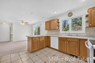 875 Terry Ln, Hastings, MI 49058 - Photo 5