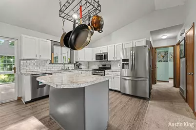 1350 Trailside Ct NW, Grand Rapids, MI 49504 - Photo 7