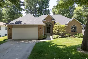 2516 Golfbury Dr SW, Wyoming, MI 49519 - Photo 1