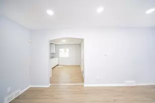 22675 Santa Maria St, Detroit, MI 48219 - Photo 9