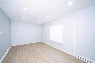 22675 Santa Maria St, Detroit, MI 48219 - Photo 25