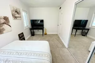 727 Treasure Island Dr, Mattawan, MI 49071 - Photo 11