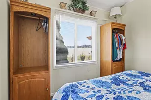 68695 Lake Ct, Edwardsburg, MI 49112 - Photo 13