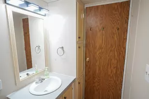 8260 Earls Ct, Kalamazoo, MI 49009 - Photo 19