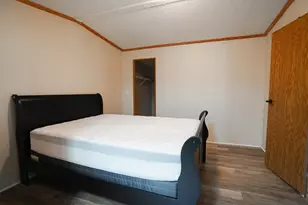 8260 Earls Ct, Kalamazoo, MI 49009 - Photo 25