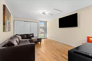 1100 St Aubin Pl, Detroit, MI 48207 - Photo 21