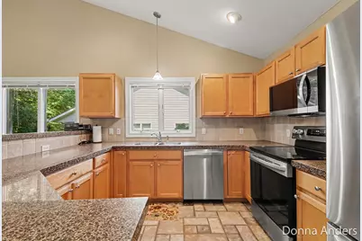 17517 Park Place Circle, Spring Lake, MI 49456 - Photo 9