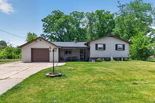 1180 Herbert J Ave, Jackson, MI 49202 - Photo 1