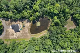 6069 Ruthie Ln, Fruitport, MI 49415 - Photo 17