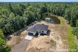 6069 Ruthie Ln, Fruitport, MI 49415 - Photo 15