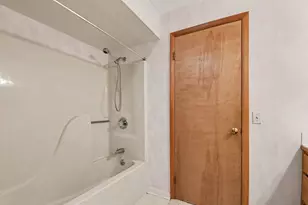 2779 Mulford Dr SE, Grand Rapids, MI 49546 - Photo 17