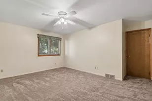 2779 Mulford Dr SE, Grand Rapids, MI 49546 - Photo 19