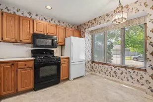 2779 Mulford Dr SE, Grand Rapids, MI 49546 - Photo 5