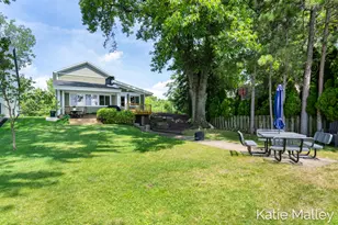 7353 Davies Dr NE, Rockford, MI 49341 - Photo 5