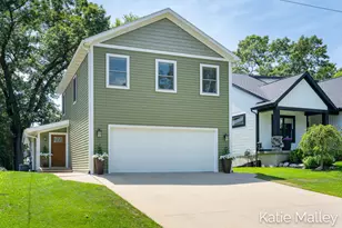 7353 Davies Dr NE, Rockford, MI 49341 - Photo 3