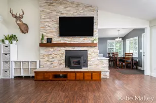 7353 Davies Dr NE, Rockford, MI 49341 - Photo 23