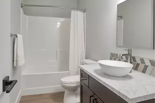 402 Thornton St, Middleville, MI 49333 - Photo 11