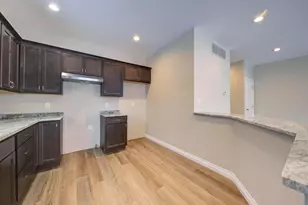 33724 Barrington St, Westland, MI 48186 - Photo 7
