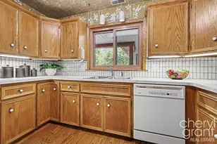 3052 Bonita Dr SE, Grand Rapids, MI 49508 - Photo 19